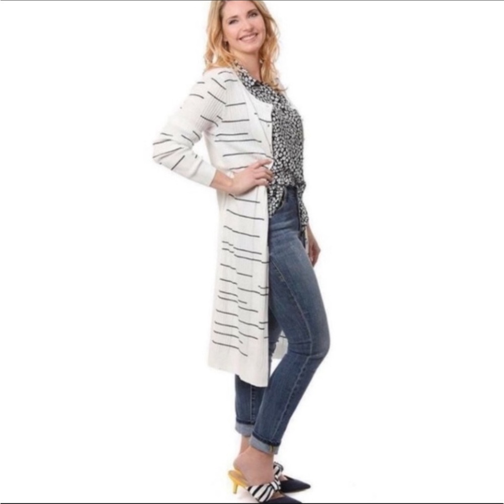 CAbi Dash sweater. Broken stripe cardigan XL